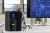 APC SMC1500IC UPS-enhed Interaktivt indgangsstik 1,5 kVA 900 W 8 AC stikkontakt(er)