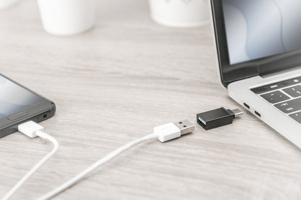 Digitus AK-300506-000-S kabel kønsskifter USB C USB A Sort