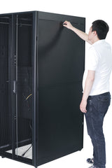 APC EASY RACK 600MM/42U/800MM WITH ROOF SIDE PANEL CASTORS FEET AND 4 BRACKETS NO BOTTOM BLACK Fritstående reol Sort